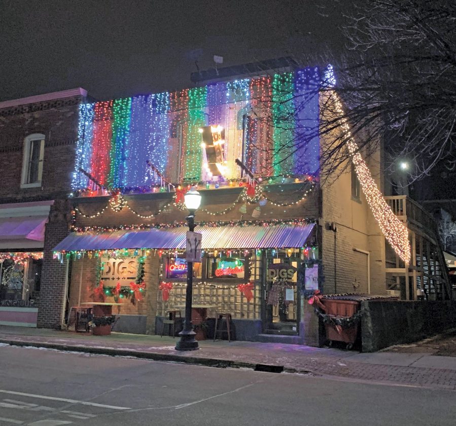 Making downtown bright: Winners of MDDA holiday lighting and decorating contest announced | News, Sports, Jobs - Vimarsana News